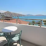 Hotell Ari 2 3*