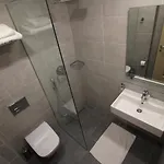 Hotell Ari 2 Sarandë