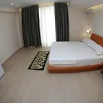 Hotell Ari 2 Sarandë