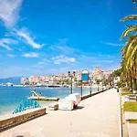 Ari 2 Hotell Sarandë