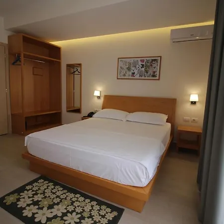 Ari 2 3* Sarande