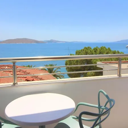 ホテル Ari 2 Sarandë