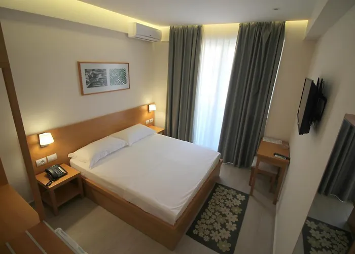 Hotel Ari 2 Sarandë