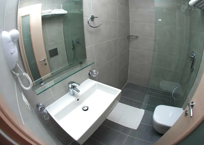 Hotel Ari 2 Sarandë